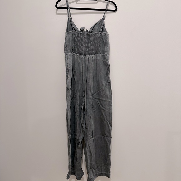 Old Navy, grey denim jumpsuits, size M, good condition - Picture 3 of 3